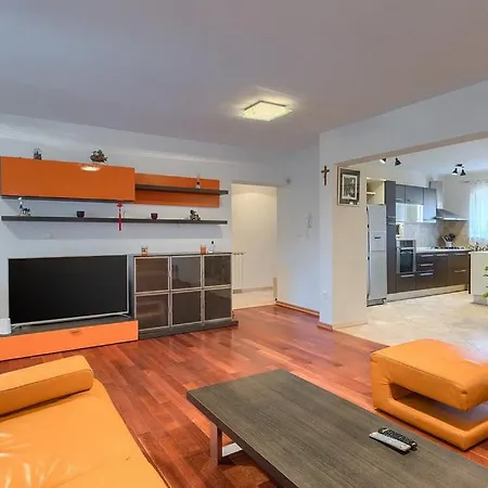 Apartment Biba *