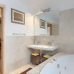Biba 아파트 풀라